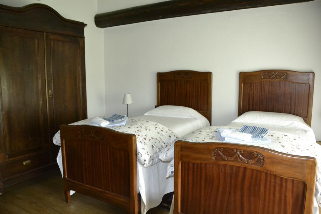 Agriturismo La Pieve Dogliani Cameră foto