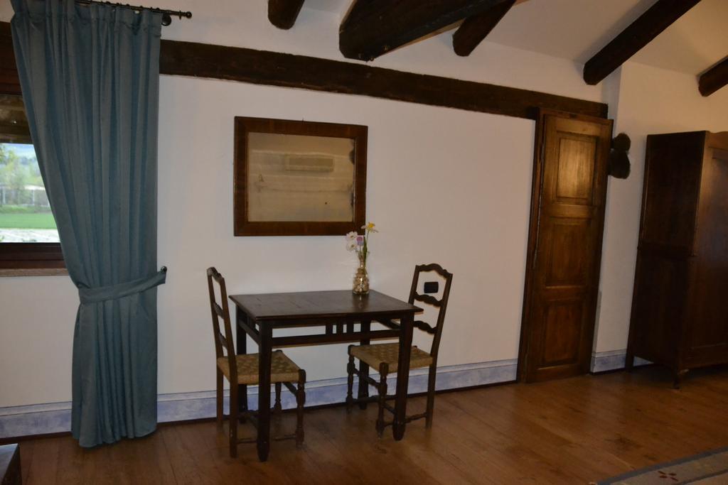 Agriturismo La Pieve Dogliani Cameră foto